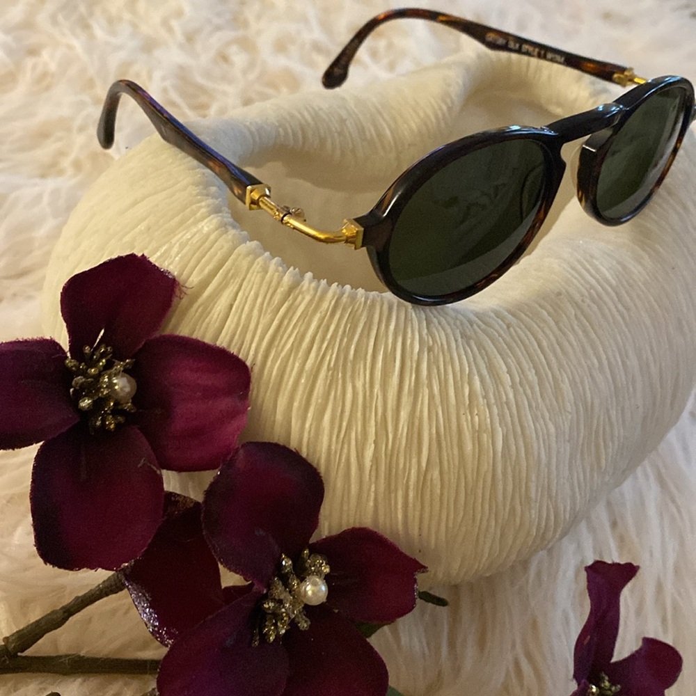 Vintage RAY BAN B & L sunglasses - Picture 3 of 16